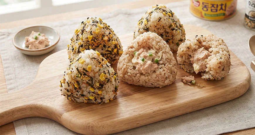 Tuna Rice Balls | 참치주먹밥